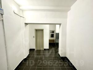 1-комн.кв., 42 м², этаж 3