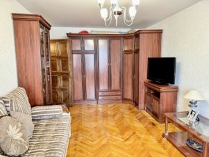 2-комн.кв., 51 м², этаж 8