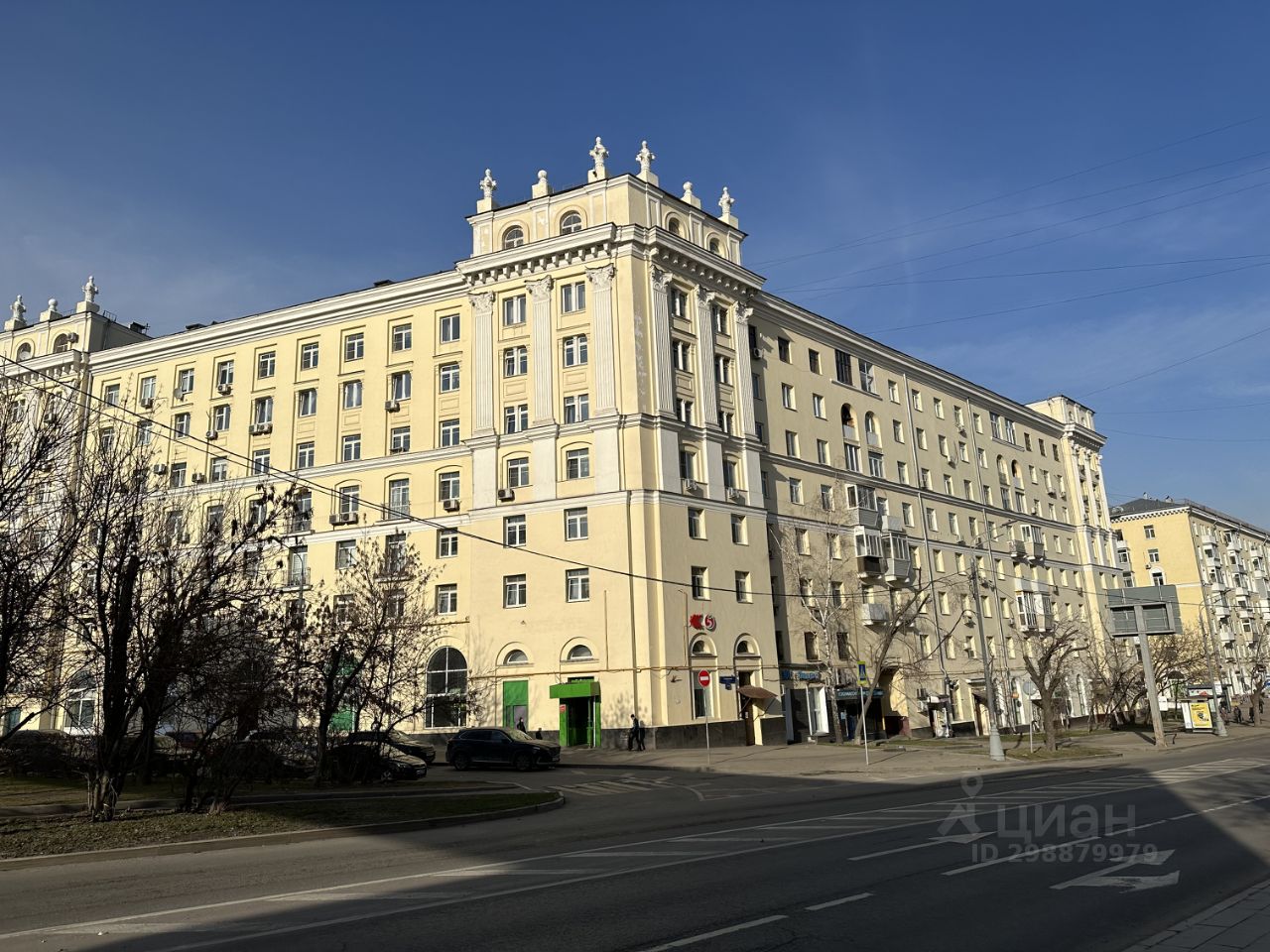 Купить квартиру с высокими потолками рядом с метро ЗИЛ. Найдено 1  объявление.