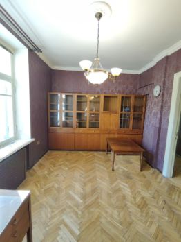 2-комн.кв., 49 м², этаж 2