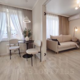 2-комн.кв., 40 м², этаж 8