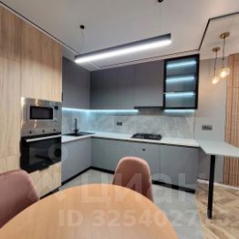 2-комн.кв., 67 м², этаж 2