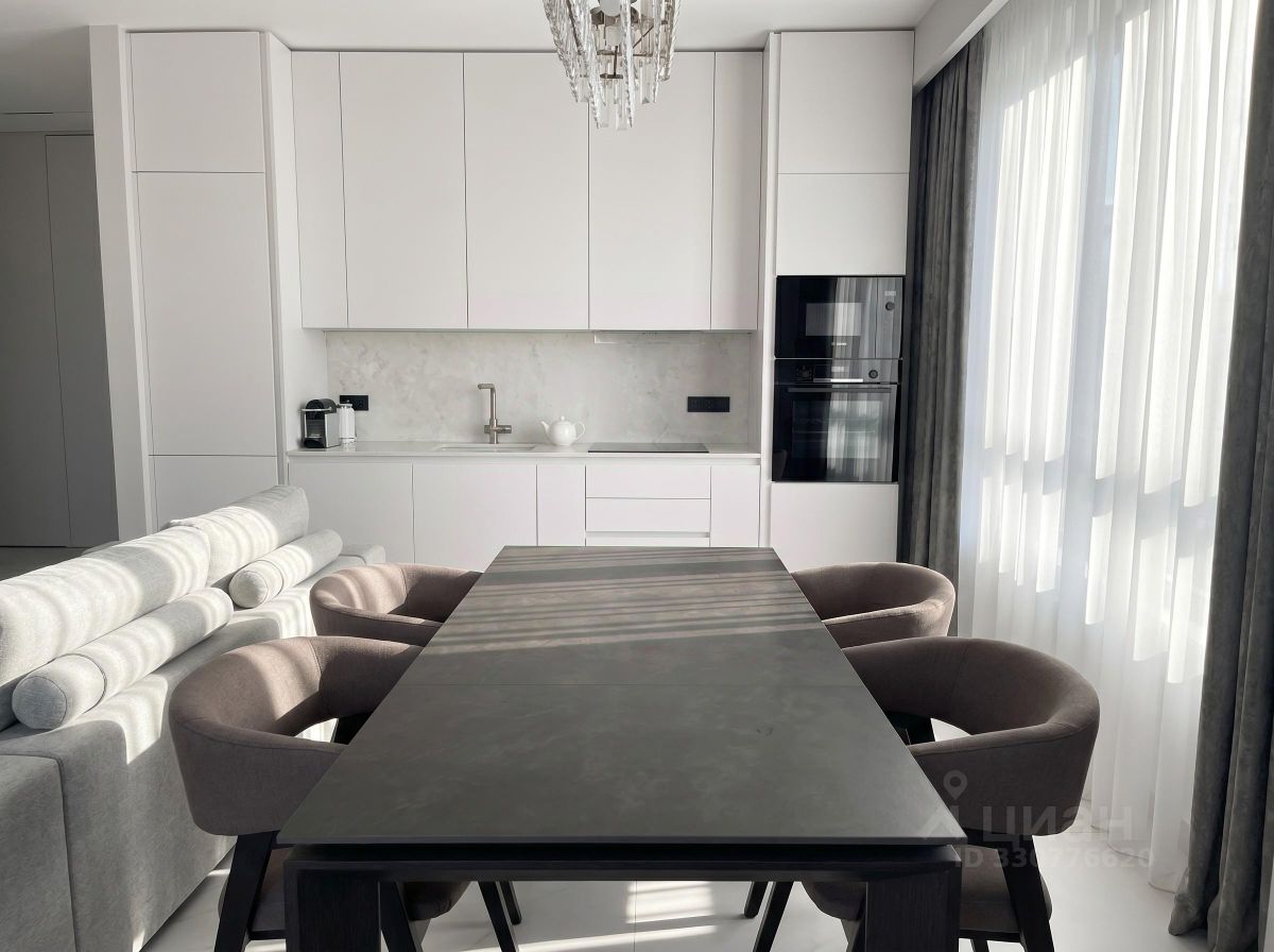 2-комнатная квартира, 67 м² — фото 3