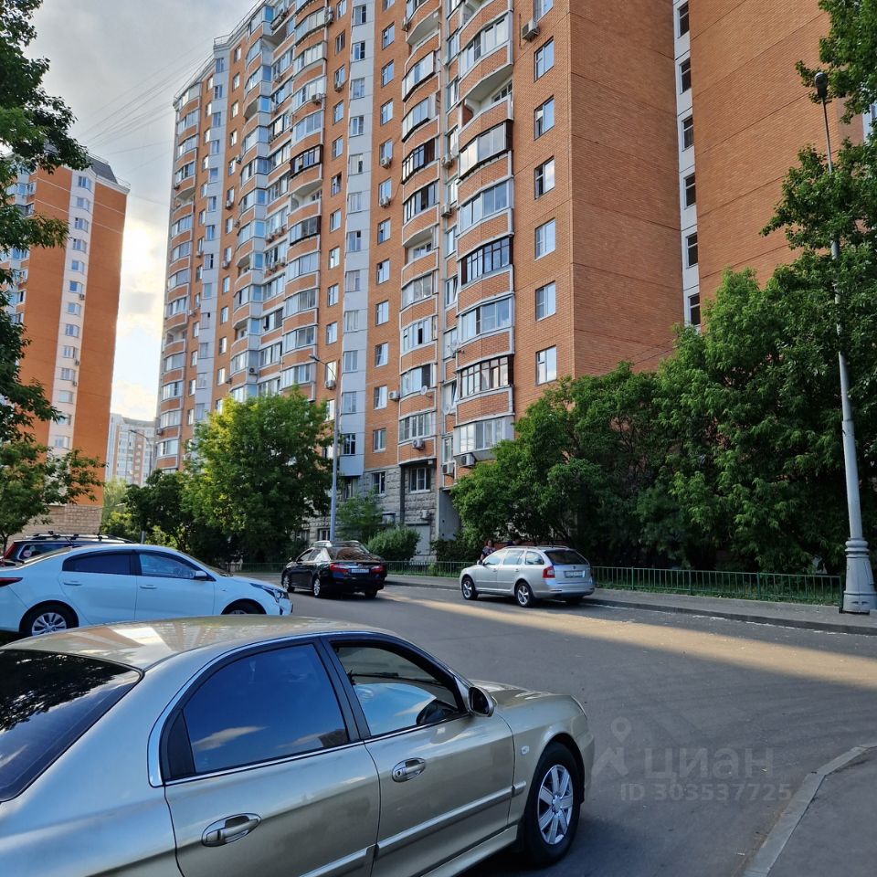 Купить квартиру без посредников на улице Верхние Поля в Москве от хозяина,  продажа квартир (вторичка) от собственника на улице Верхние Поля в Москве.  Найдено 13 объявлений.