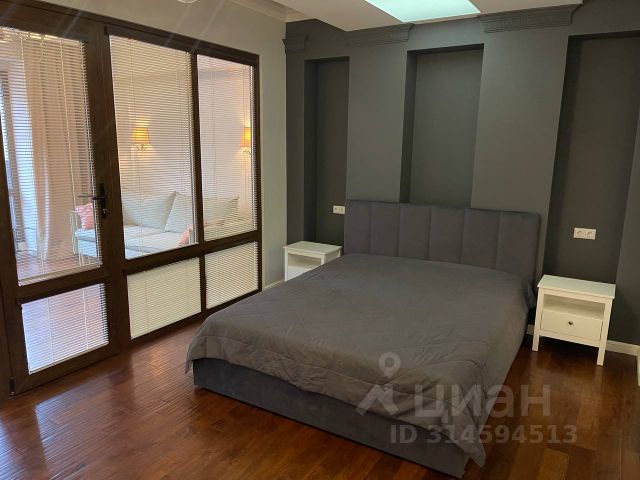3-комн. апарт., 104 м², 2/7 этаж