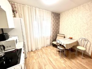 1-комн.кв., 37 м², этаж 10