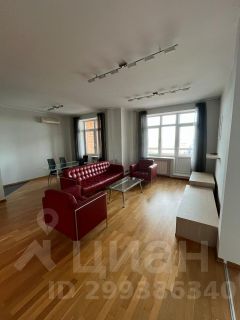 2-комн.кв., 84 м², этаж 18