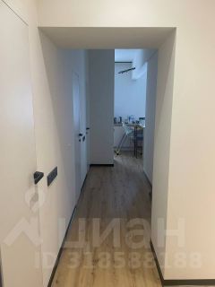 3-комн.кв., 93 м², этаж 2
