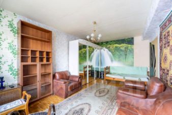 2-комн.кв., 50 м², этаж 3