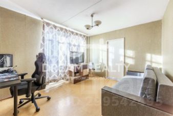 2-комн.кв., 37 м², этаж 8