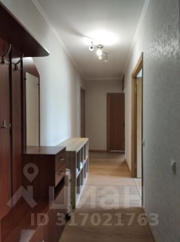 3-комн.кв., 60 м², этаж 4