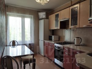 3-комн.кв., 60 м², этаж 4