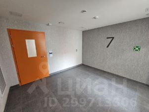 2-комн.кв., 74 м², этаж 7