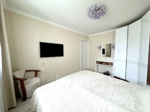 2-комн.кв., 57 м², этаж 14