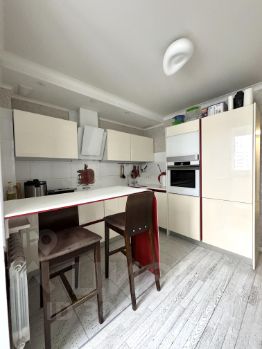 2-комн.кв., 57 м², этаж 14