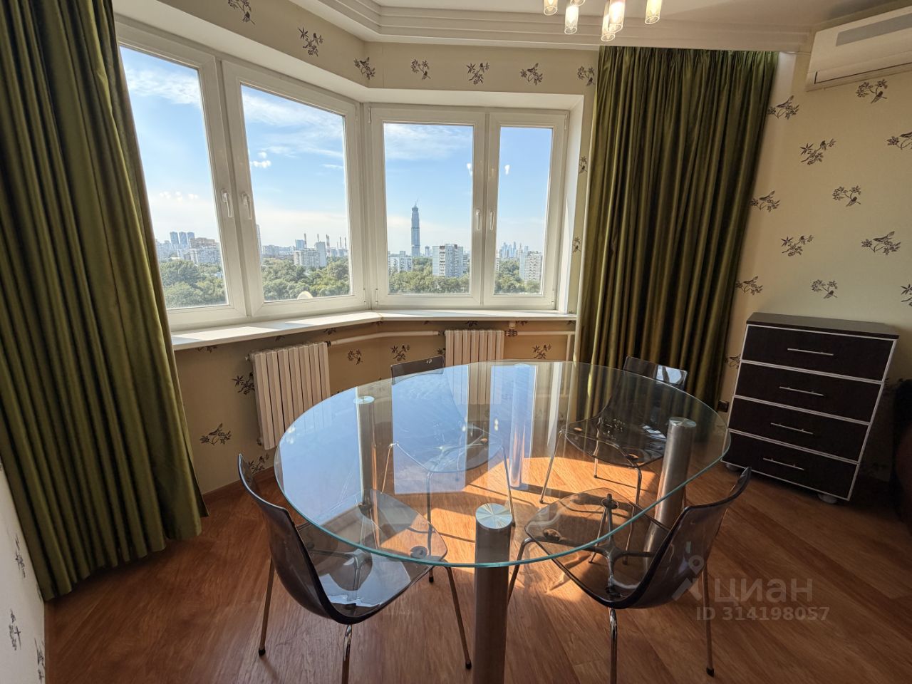3-комнатная квартира, 100 м² — фото 1