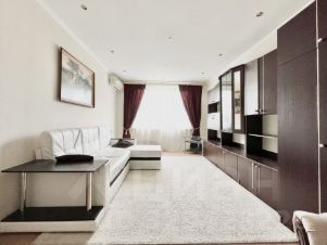 2-комн.кв., 46 м², этаж 8