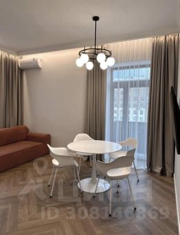 3-комн.кв., 100 м², этаж 6