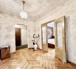 3-комн.кв., 77 м², этаж 5