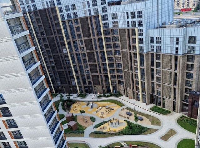 2-комн., 75,5 м², 17/27 этаж