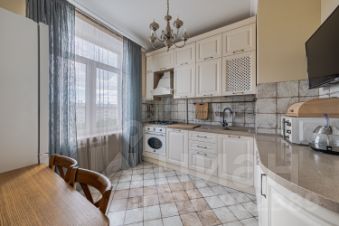 2-комн.кв., 55 м², этаж 9