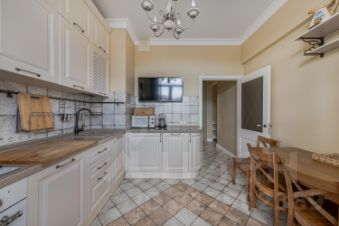 2-комн.кв., 55 м², этаж 9