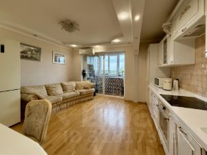 2-комн.кв., 59 м², этаж 9