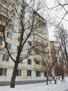 3-комн.кв., 64 м², этаж 1