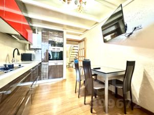 3-комн.кв., 80 м², этаж 2