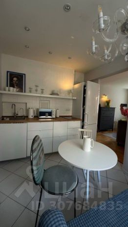 2-комн.кв., 45 м², этаж 3