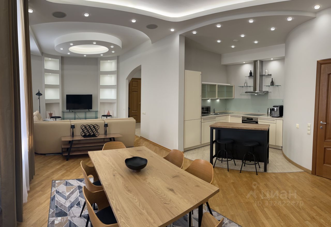 4-комнатная квартира, 172 м² — фото 1