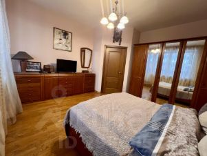 4-комн.кв., 138 м², этаж 3