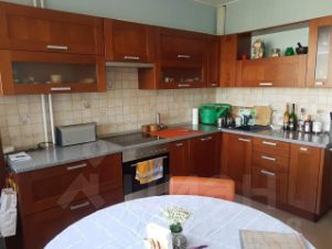 2-комн.кв., 60 м², этаж 10