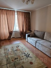 3-комн.кв., 60 м², этаж 4