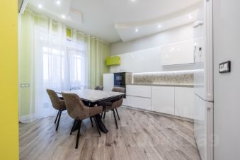 3-комн.кв., 80 м², этаж 12