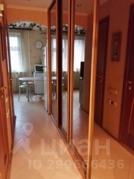 3-комн.кв., 80 м², этаж 1