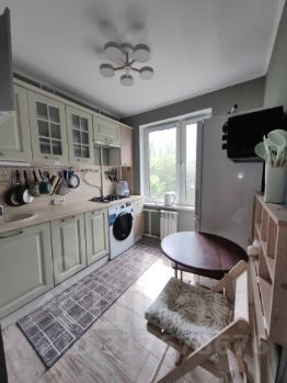 2-комн.кв., 45 м², этаж 4