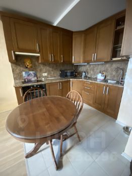 1-комн.кв., 38 м², этаж 3