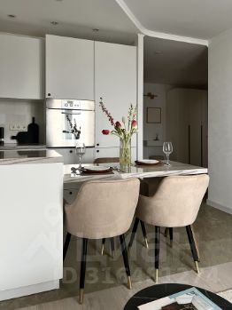 2-комн.кв., 64 м², этаж 14