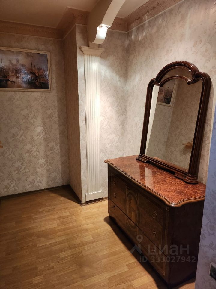 2-комнатная квартира, 57 м² — фото 1