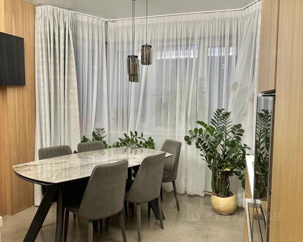 3-комн., 85 м², 3/17 этаж
