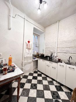2-комн.кв., 37 м², этаж 1
