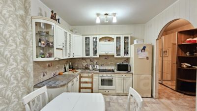 2-комн.кв., 65 м², этаж 12