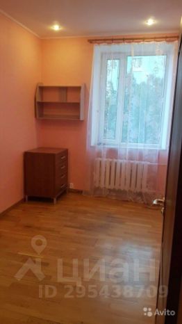 4-комн.кв., 80 м², этаж 2