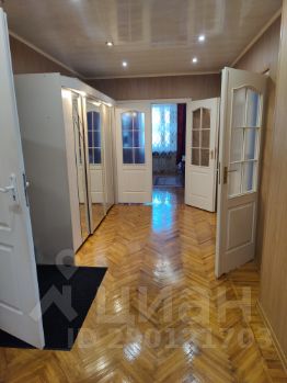 3-комн.кв., 93 м², этаж 3