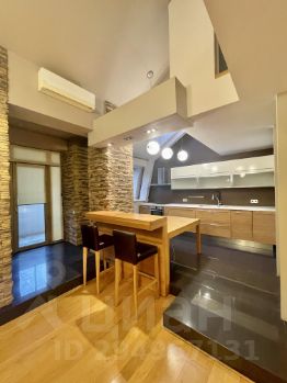 4-комн.кв., 160 м², этаж 5