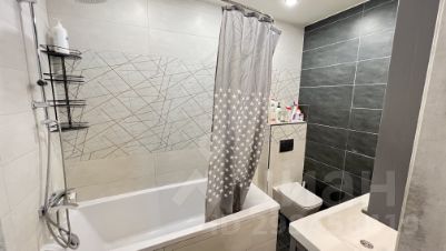 2-комн.кв., 68 м², этаж 3