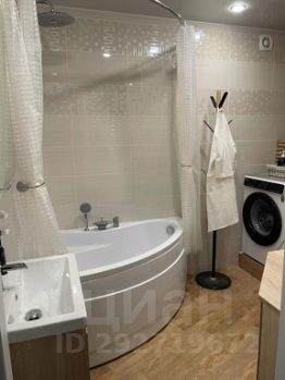 4-комн.кв., 70 м², этаж 8