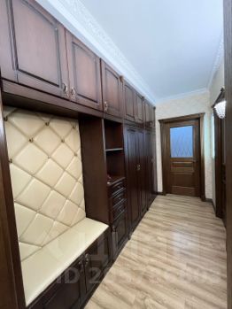 2-комн.кв., 64 м², этаж 14