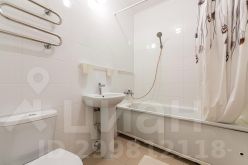 2-комн.кв., 70 м², этаж 13